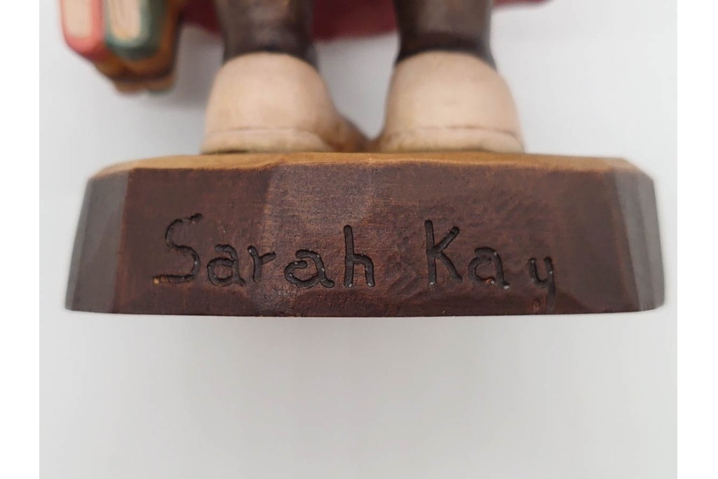イタリア　ANRI(アンリ)　Sarah Kay(サラ・ケイ)　高さ約26cm 「Take Me Along」 (78/400)・高さ約25cm 「Off to School」 (248/750)　愛らしい木彫り人形2点セット　(R-090405)