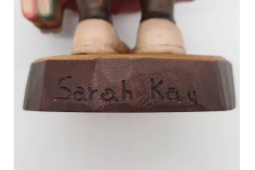 イタリア　ANRI(アンリ)　Sarah Kay(サラ・ケイ)　高さ約26cm 「Take Me Along」 (78/400)・高さ約25cm 「Off to School」 (248/750)　愛らしい木彫り人形2点セット　(R-090405)
