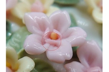 スペイン製　LLADRO(リヤドロ)　「春の花かご」　5790　花かごを抱えた少女のフィギュリン　(R-090413)