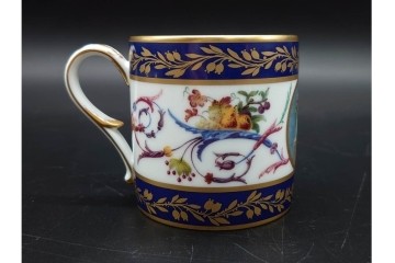 フランス　ROYALE LIMOGES(ロワイヤル リモージュ)　気品漂うカップ&ソーサー　(R-090414)