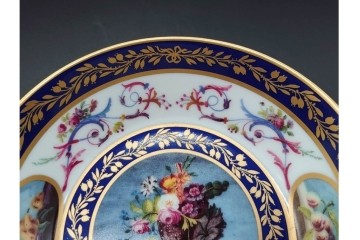 フランス　ROYALE LIMOGES(ロワイヤル リモージュ)　気品漂うカップ&ソーサー　(R-090414)