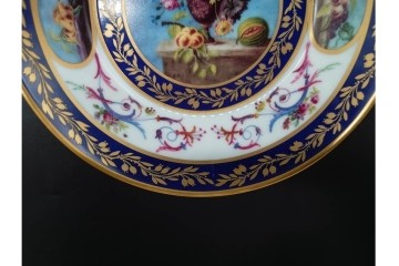 フランス　ROYALE LIMOGES(ロワイヤル リモージュ)　気品漂うカップ&ソーサー　(R-090414)