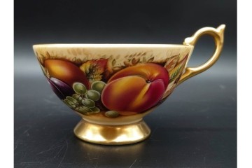 イギリス　AYNSLEY(エインズレイ)　オーチャードゴールド　華やかなカップ&ソーサー2点セット　(R-090415)