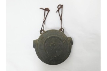 時代物　1点に阿部忠右衛門の銘あり　重厚な趣の鰐口3点セット　(R-090422)