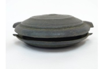 時代物　1点に阿部忠右衛門の銘あり　重厚な趣の鰐口3点セット　(R-090422)