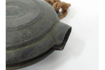 時代物　1点に阿部忠右衛門の銘あり　重厚な趣の鰐口3点セット　(R-090422)