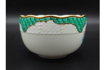 ハンガリー　HEREND(ヘレンド)　ハイランドフラワー　華やかなティーカップ&ソーサー　(R-090430)