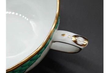 ハンガリー　HEREND(ヘレンド)　ハイランドフラワー　華やかなティーカップ&ソーサー　(R-090430)