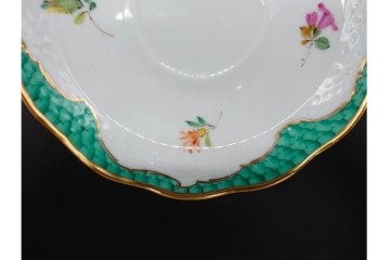 ハンガリー　HEREND(ヘレンド)　ハイランドフラワー　華やかなティーカップ&ソーサー　(R-090430)