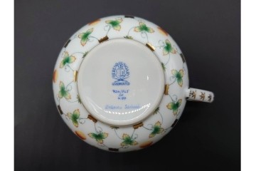 ハンガリー　HEREND(ヘレンド)　 ストロベリーコンポジション　可憐ないちご柄のカップ&ソーサー　(R-090431)