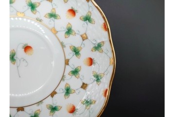 ハンガリー　HEREND(ヘレンド)　 ストロベリーコンポジション　可憐ないちご柄のカップ&ソーサー　(R-090431)