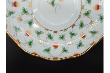 ハンガリー　HEREND(ヘレンド)　 ストロベリーコンポジション　可憐ないちご柄のカップ&ソーサー　(R-090431)