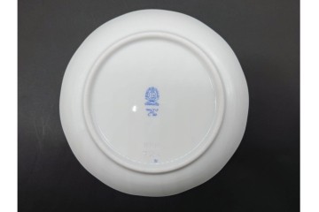 ハンガリー　HEREND(ヘレンド)　 ストロベリーコンポジション　可憐ないちご柄のカップ&ソーサー　(R-090431)