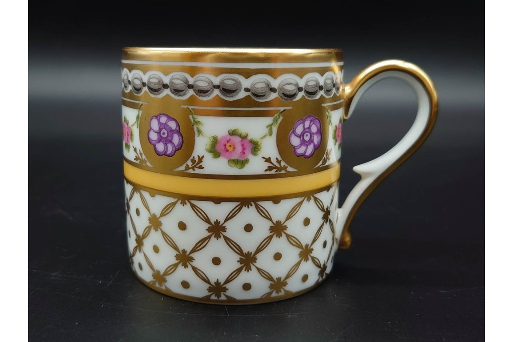 フランス　ROYALE  LIMOGES(ロワイヤル リモージュ)　Rosaces Violine　華やかなカップ&ソーサー　(R-090436)