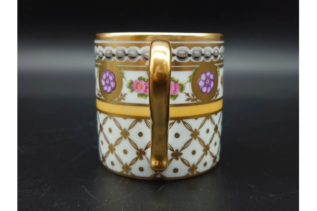 フランス　ROYALE  LIMOGES(ロワイヤル リモージュ)　Rosaces Violine　華やかなカップ&ソーサー　(R-090436)