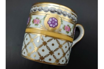 フランス　ROYALE  LIMOGES(ロワイヤル リモージュ)　Rosaces Violine　華やかなカップ&ソーサー　(R-090436)