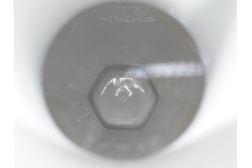 デンマーク製　ROYAL COPENHAGEN(ロイヤルコペンハーゲン)　ブルーフルーテッド フルレース(本体のみ) 　顔付の意匠が目を引くコーヒーポット　スクラッチありB級品　(R-090438)