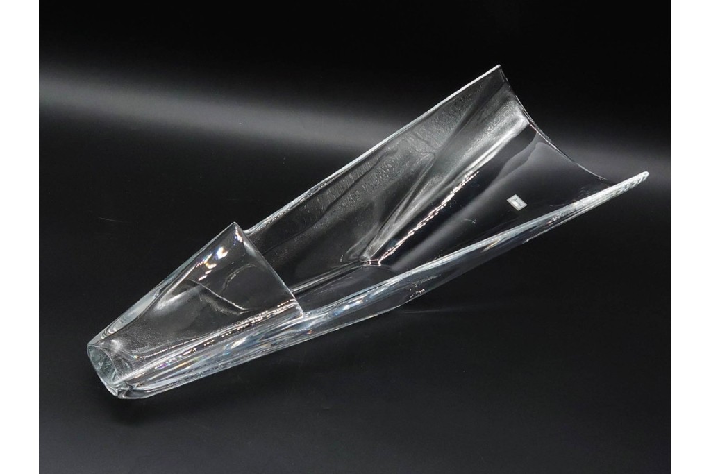 フランス　Baccarat(バカラ)　DIVA(ディーバ)　高さ約43cm　流麗なフォルムが目を引くフラワーベース　(R-090439)