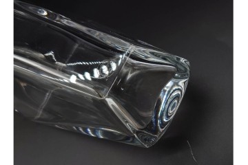 フランス　Baccarat(バカラ)　DIVA(ディーバ)　高さ約43cm　流麗なフォルムが目を引くフラワーベース　(R-090439)