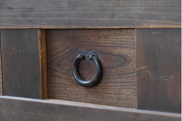 和製アンティーク　明治期　五尺　重厚な和の趣を味わえる重ね水屋箪笥　(R-090453)