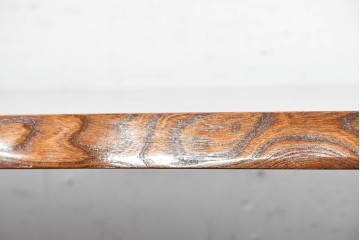 中古　美品　横浜クラシック家具　ノックオンウッド(knockonwood)　重厚感のある耳付き天板のダイニングテーブル　(R-090456)