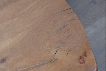 和製ヴィンテージ　秋田杉　自然味あふれる一枚板のローテーブル　(R-090457)