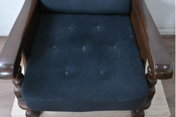 中古　横浜クラシック家具　ノックオンウッド(knockonwood)　Hand Made　コロニアルシリーズ　英国の伝統スタイルのウィングバックが魅力的なウィングチェア　(R-090458)