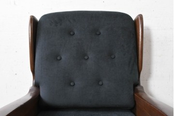 中古　横浜クラシック家具　ノックオンウッド(knockonwood)　Hand Made　コロニアルシリーズ　英国の伝統スタイルのウィングバックが魅力的なウィングチェア　(R-090459)
