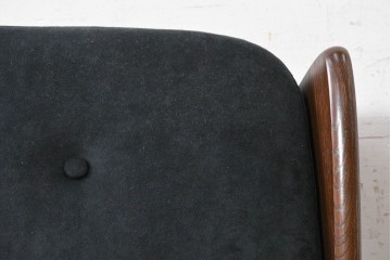中古　横浜クラシック家具　ノックオンウッド(knockonwood)　Hand Made　コロニアルシリーズ　英国の伝統スタイルのウィングバックが魅力的なウィングチェア　(R-090459)