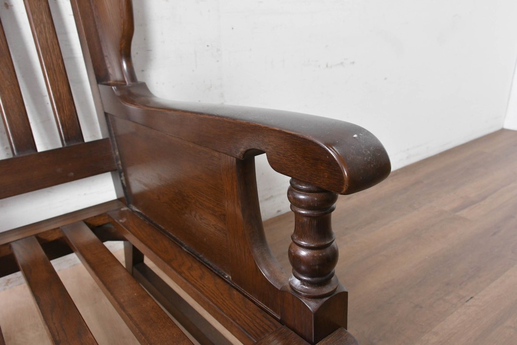 中古　横浜クラシック家具　ノックオンウッド(knockonwood)　Hand Made　コロニアルシリーズ　英国の伝統スタイルのウィングバックが魅力的なウィングチェア　(R-090459)