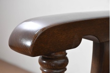 中古　横浜クラシック家具　ノックオンウッド(knockonwood)　Hand Made　コロニアルシリーズ　英国の伝統スタイルのウィングバックが魅力的なウィングチェア　(R-090459)