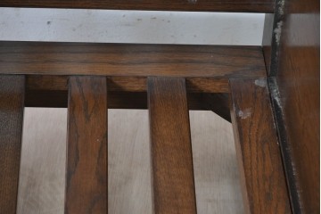 中古　横浜クラシック家具　ノックオンウッド(knockonwood)　Hand Made　コロニアルシリーズ　英国の伝統スタイルのウィングバックが魅力的なウィングチェア　(R-090459)