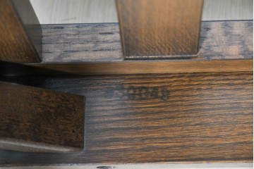 中古　横浜クラシック家具　ノックオンウッド(knockonwood)　Hand Made　コロニアルシリーズ　英国の伝統スタイルのウィングバックが魅力的なウィングチェア　(R-090459)