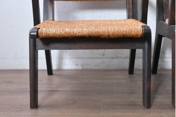 中古　松本民芸家具　#521L型　直線的な木部と丁寧な編み込みが調和したラッシアームチェア2脚セット　定価(2脚合計)約49万4千円　(R-090461)