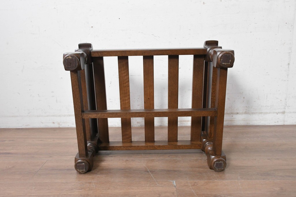 中古　美品　横浜クラシック家具　ノックオンウッド(knockonwood)　Hand Made　コロニアルシリーズ　ペイズリー柄クッションが上品なスツール　(R-090462)