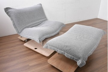 中古　美品　LigneRoset(リーン・ロゼ)　ROSETCalin(ロゼカラン)　リクライニング機能付き　ゆったりと身を預けたくなる1人掛けソファとオットマンのセット　定価約38万円　(R-090463)