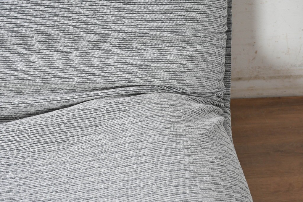 中古　美品　LigneRoset(リーン・ロゼ)　ROSETCalin(ロゼカラン)　リクライニング機能付き　ゆったりと身を預けたくなる1人掛けソファとオットマンのセット　定価約38万円　(R-090463)