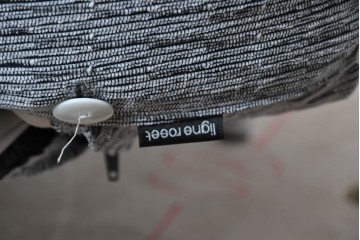 中古　美品　LigneRoset(リーン・ロゼ)　ROSETCalin(ロゼカラン)　リクライニング機能付き　ゆったりと身を預けたくなる1人掛けソファとオットマンのセット　定価約38万円　(R-090463)