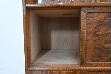 和製ヴィンテージ　昭和中期　栃(トチ)の木　縮杢が際立つ茶箪笥　(R-090471)