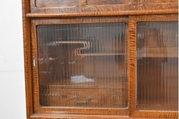 和製ヴィンテージ　昭和中期　栃(トチ)の木　縮杢が際立つ茶箪笥　(R-090471)