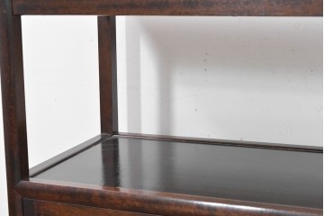 中古　民芸家具　葛布(くずふ)を取り入れた素朴なデザインの茶棚　(R-090472)