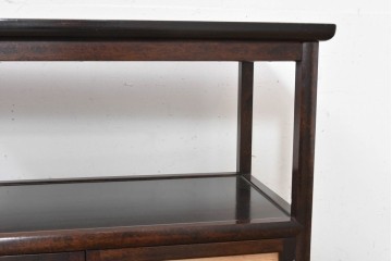 中古　民芸家具　葛布(くずふ)を取り入れた素朴なデザインの茶棚　(R-090472)