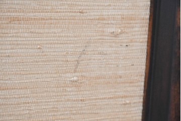 中古　民芸家具　葛布(くずふ)を取り入れた素朴なデザインの茶棚　(R-090472)