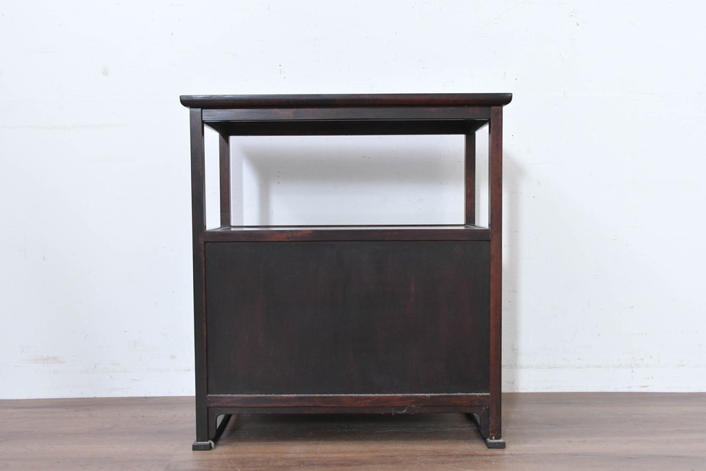 中古　民芸家具　葛布(くずふ)を取り入れた素朴なデザインの茶棚　(R-090472)