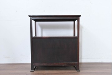中古　民芸家具　葛布(くずふ)を取り入れた素朴なデザインの茶棚　(R-090472)