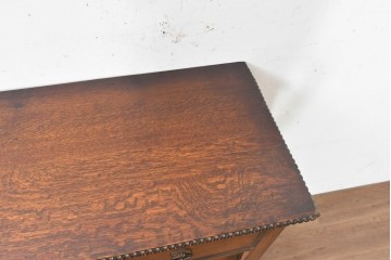 イギリスアンティーク　1930年頃　オーク材　玉状のモールディングが印象的な4段チェスト　(R-090450)