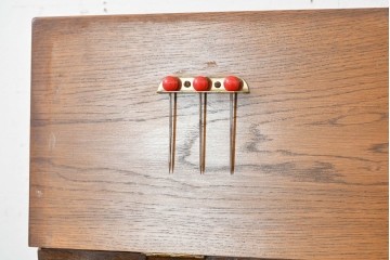 イギリスヴィンテージ　WOOD BROS(ウッド・ブロス)　Old charm(オールドチャーム)　オーク材　クラシカルな意匠を楽しめるカクテルキャビネット　(R-090491)