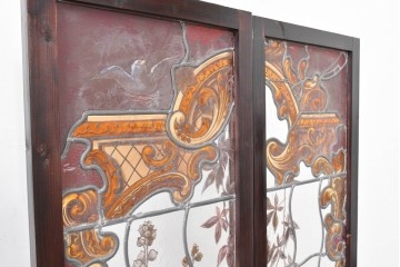 イギリスアンティーク　1930年頃　エナメル絵付け　花や鳥を描いた華やかなステンドグラス入り衝立2枚(1対)セット　(R-090501)