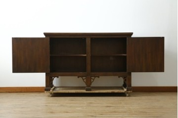 中古　希少モデル!!　DREXEL HERITAGE(ドレクセルヘリテイジ)　シノワズリ様式　優美な花絵と脚部の透かし飾りが目を惹くサイドボード (R-090511)