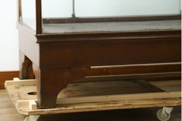イギリスアンティーク　1930年頃　ガラス越しのディスプレイを楽しめるカウンターガラスケース　(R-090521)